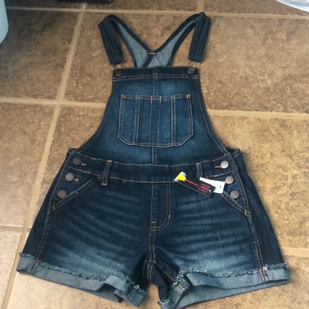 Short overall ♥️